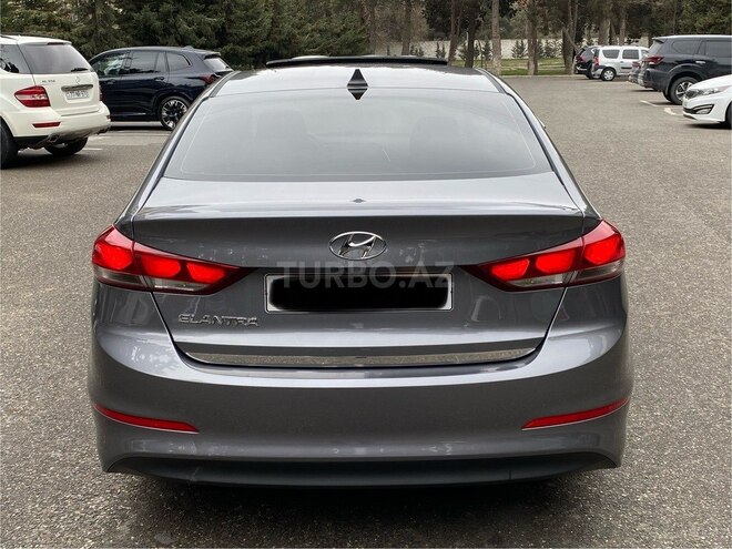 Hyundai Elantra 2018, 107,257 km - 2.0 л - Bakı