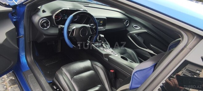 Chevrolet Camaro-10