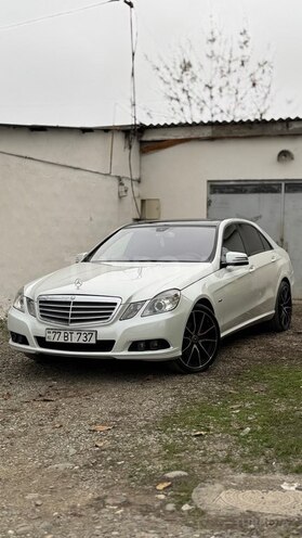 Mercedes E 220 2010, 412,000 km - 2.1 l - Quba
