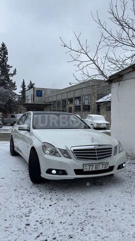Mercedes E 220 2010, 412,000 km - 2.1 l - Quba