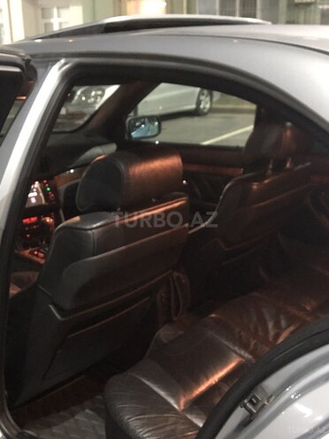 BMW 528 1998, 420,000 km - 2.8 l - Bakı
