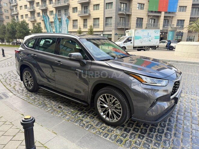 Toyota Highlander 2021, 50,000 km - 2.5 l - Bakı