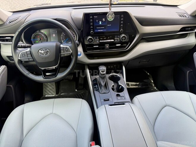 Toyota Highlander 2021, 50,000 km - 2.5 l - Bakı