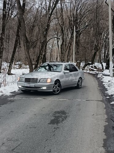 Mercedes C 180 1997, 380,000 km - 1.8 л - Qəbələ