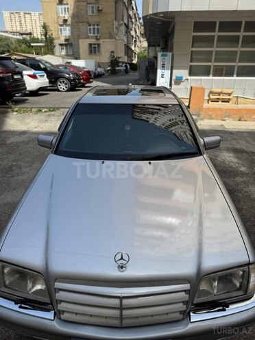 Mercedes C 240-1