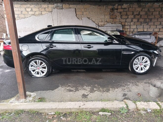 Jaguar XF-7