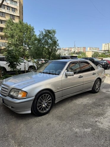 Mercedes C 240-2