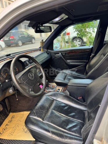 Mercedes C 240-11