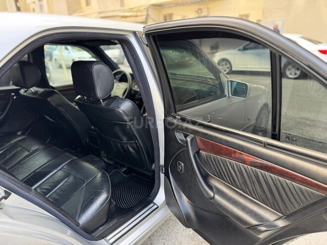 Mercedes C 240-9