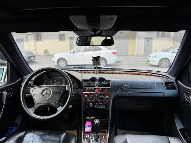 Mercedes C 240-7