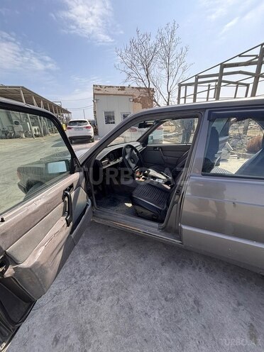 Mercedes 190 1990, 282,000 km - 2.0 l - Bakı