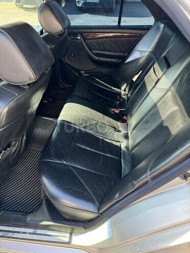 Mercedes C 230 1997, 253,300 km - 2.3 l - Bakı