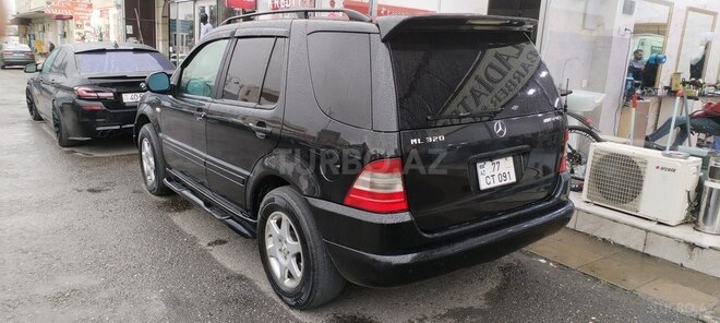 Mercedes ML 320 1998, 210,000 km - 3.2 l - Quba