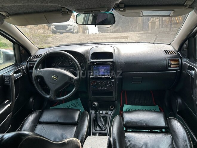 Opel Astra-8