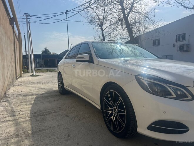 Mercedes E 250 4MATIC 2014, 263,400 km - 2.1 л - Bakı