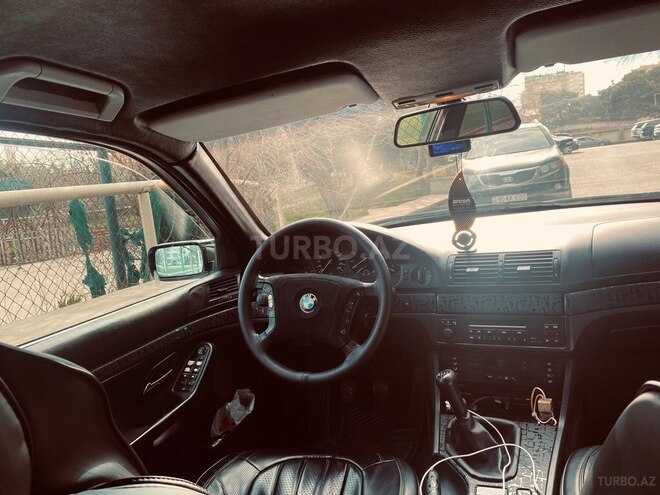BMW 520-6