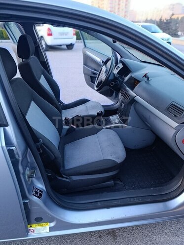 Opel Astra-12