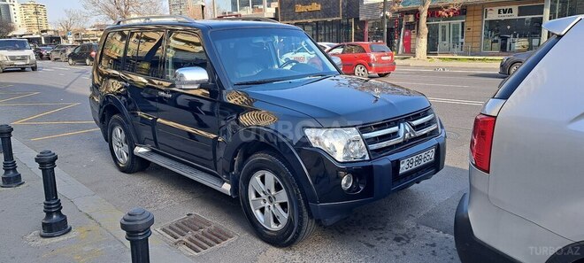 Mitsubishi Pajero 2008, 321,000 km - 3.0 l - Bakı