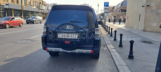 Mitsubishi Pajero 2008, 321,000 km - 3.0 l - Bakı