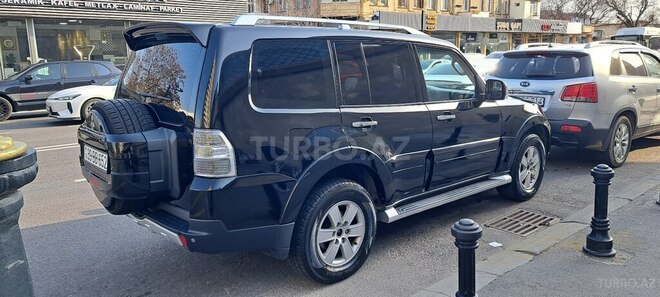 Mitsubishi Pajero 2008, 321,000 km - 3.0 l - Bakı