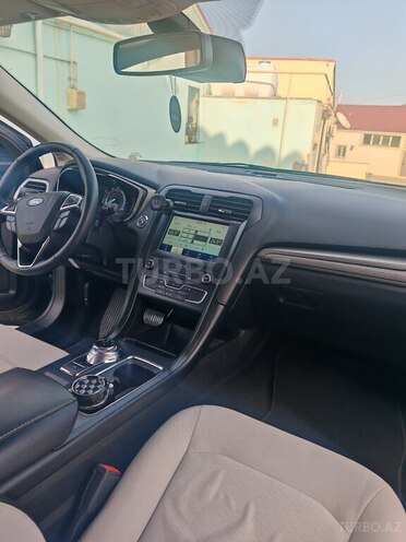 Ford Fusion (North America)-6