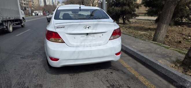 Hyundai Accent 2013, 215,000 km - 1.4 l - Bakı