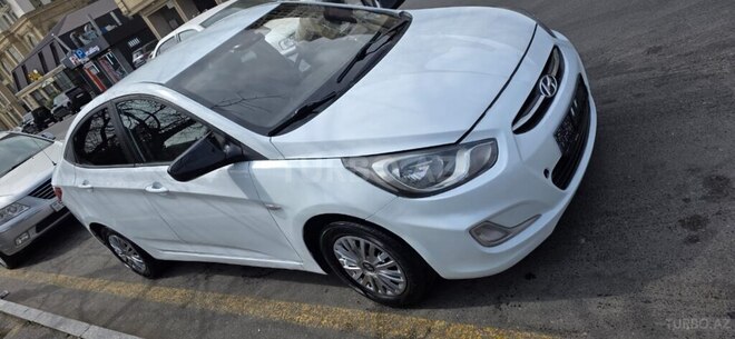 Hyundai Accent 2013, 215,000 km - 1.4 l - Bakı