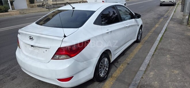 Hyundai Accent 2013, 215,000 km - 1.4 l - Bakı