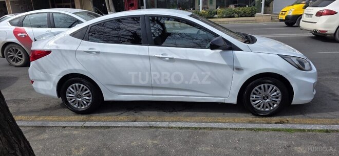 Hyundai Accent 2013, 215,000 km - 1.4 l - Bakı
