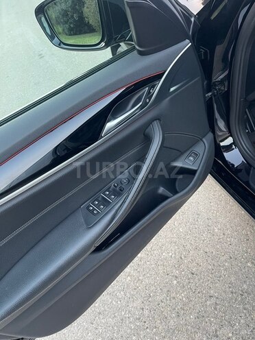 BMW 520 2018, 180,000 km - 2.0 l - Bakı