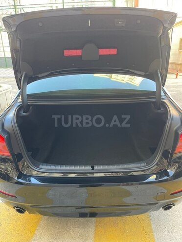 BMW 520 2018, 180,000 km - 2.0 l - Bakı