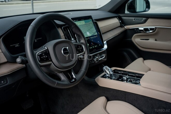 Volvo XC90-8