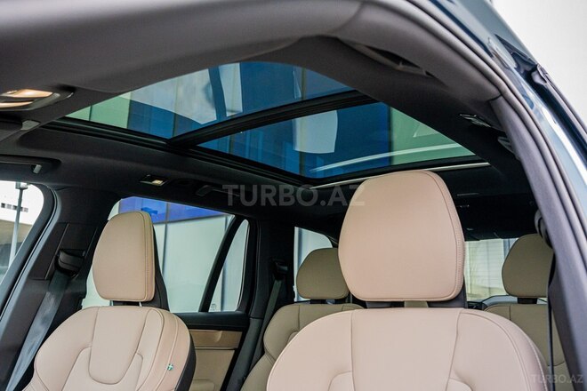Volvo XC90-4