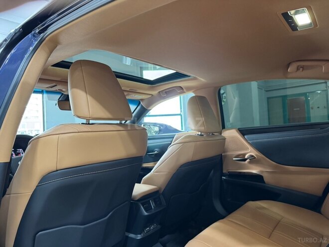 Lexus ES 250-11