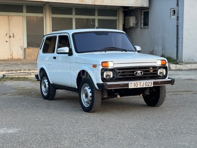 LADA (VAZ) Niva-2