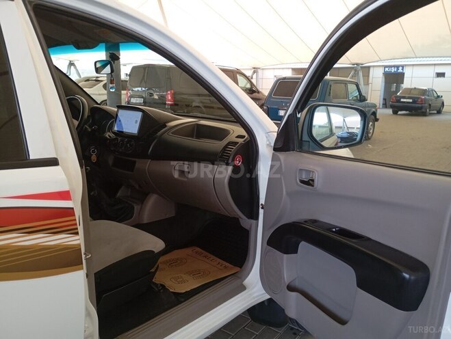 Mitsubishi L200 2012, 215,000 km - 2.5 л - Bakı