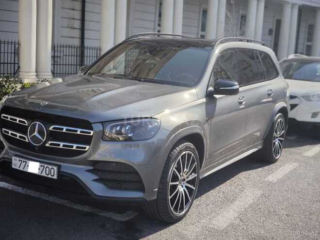 Mercedes GLS 450 4MATIC-1