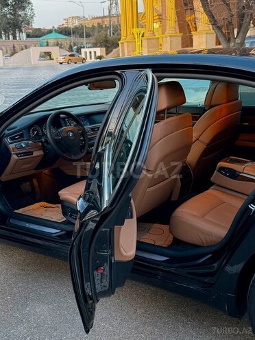 BMW 740 2010, 197,000 km - 3.0 l - Bakı