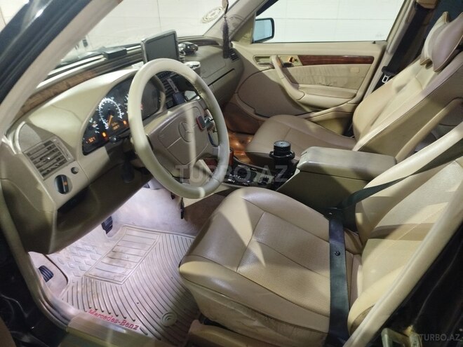 Mercedes C 230 1998, 300,000 km - 2.3 l - Bakı