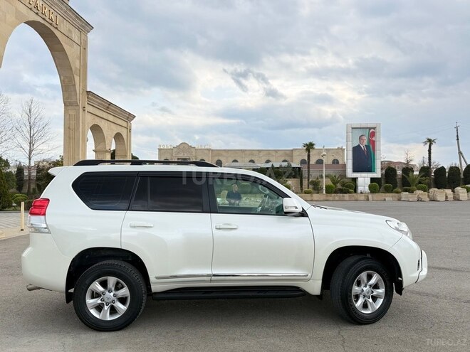 Toyota Land Cruiser Prado 2010, 179,900 km - 2.7 l - Bərdə