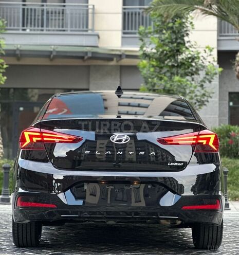 Hyundai Elantra 2019, 94,000 km - 2.0 л - Bakı