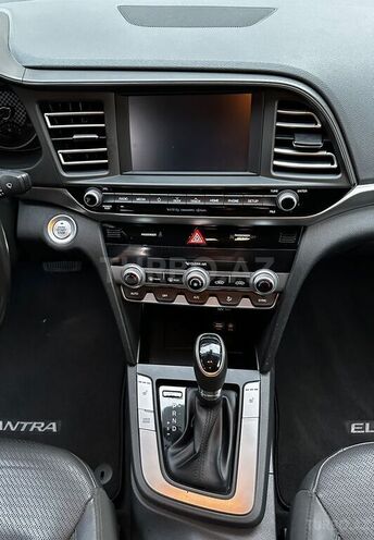 Hyundai Elantra 2019, 94,000 km - 2.0 л - Bakı