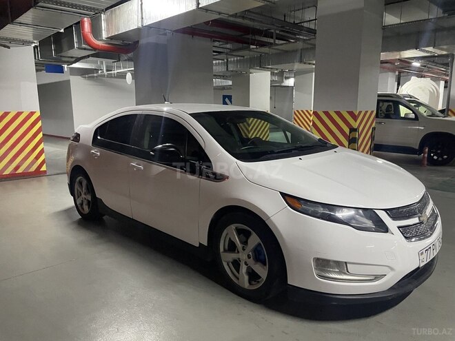 Chevrolet Volt-5