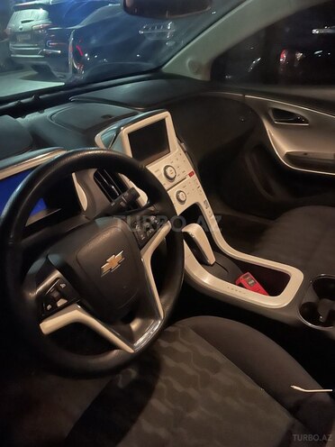 Chevrolet Volt-7