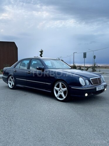 Mercedes E 240-2