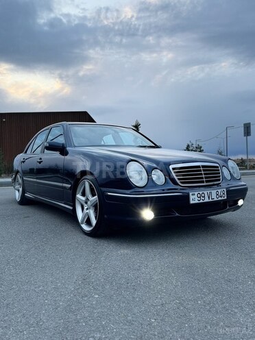Mercedes E 240-10
