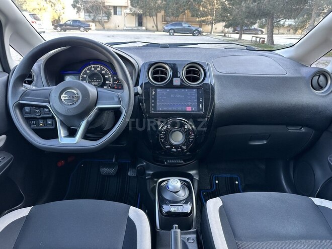 Nissan Note-10