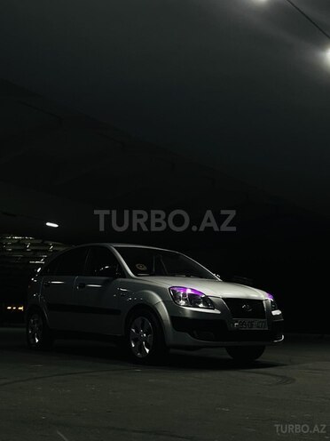 Kia Rio-2