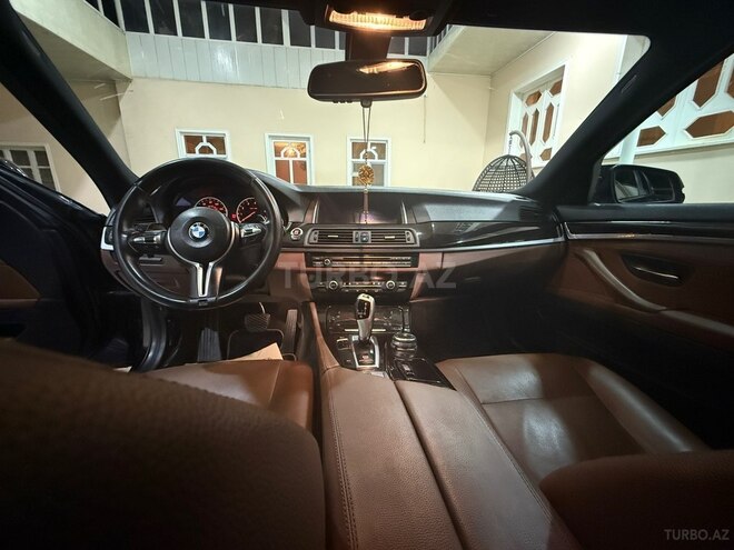 BMW 528-2
