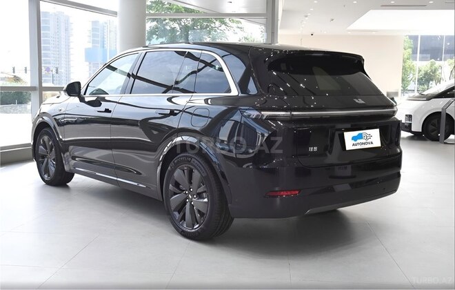 Li Auto L7-4